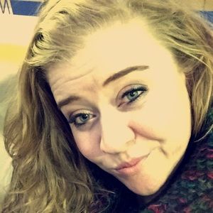 Meet your Posher, Cass